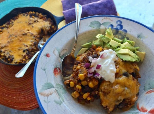 Vegetarian Mexican Quinoa Bowls - juggling with julia