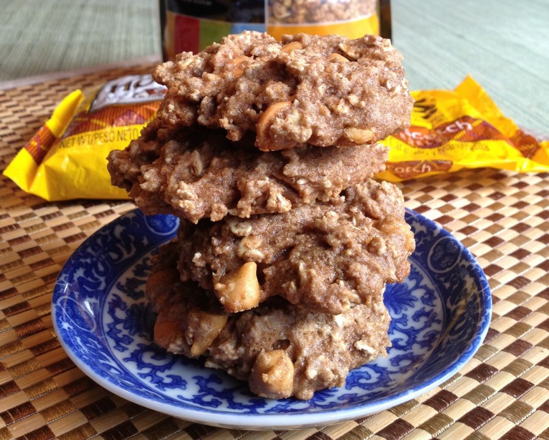 Granola Crunch Oatmeal Cookies -- Juggling With Julia