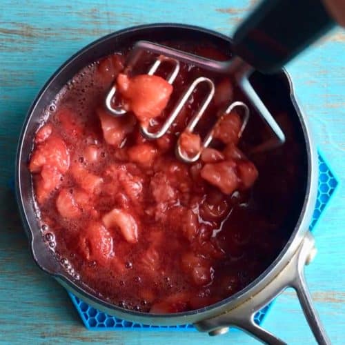 Spiced Strawberry Chia Jam - Juggling with Julia