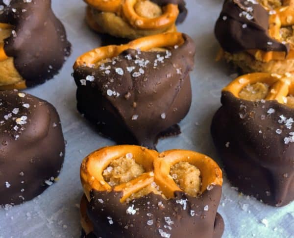 salted dark chocolate peanut butter pretzel bites - juggling with julia