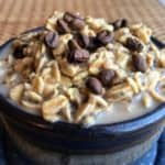 Vanilla Latte Overnight Oats with Cold Brewed Coffee -- juggling with julia