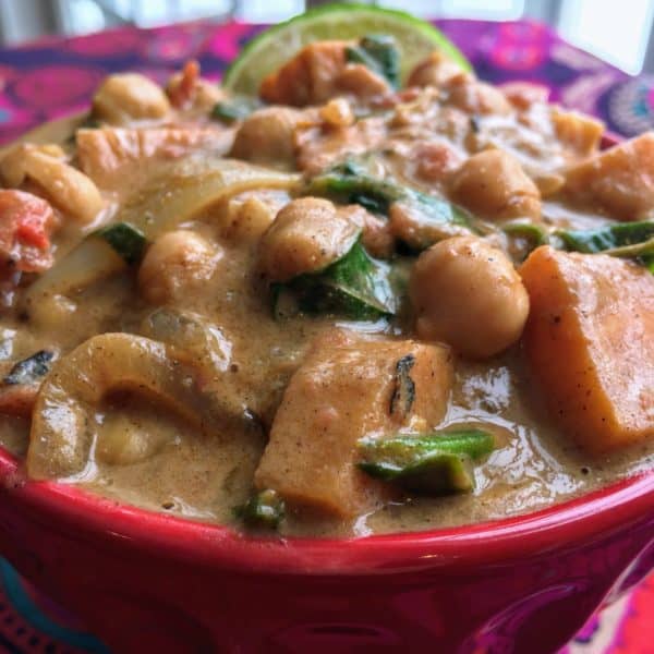 Creamy Chickpea Curry - Juggling with Julia
