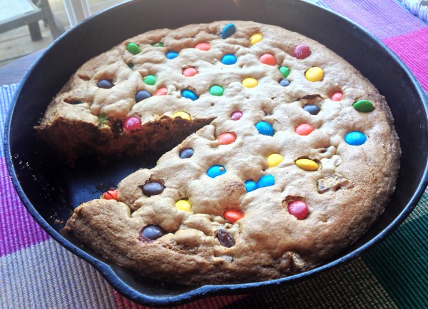 skillet candy bar cookies