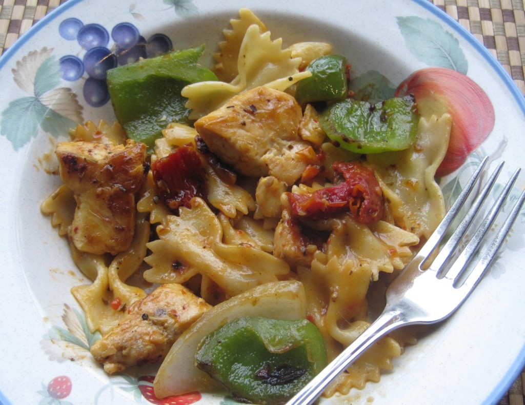 Pasta with Chicken and Sun-Dried Tomatoes